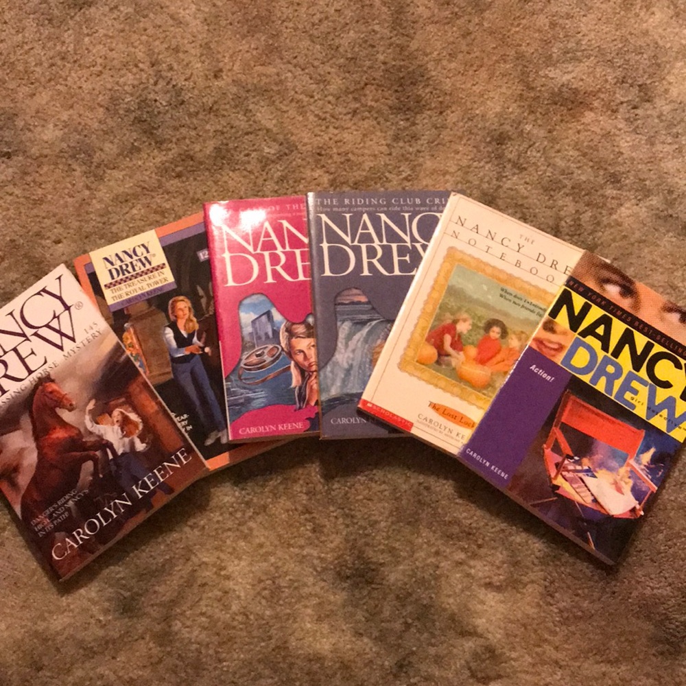 Lot of 6 Nancy drew books